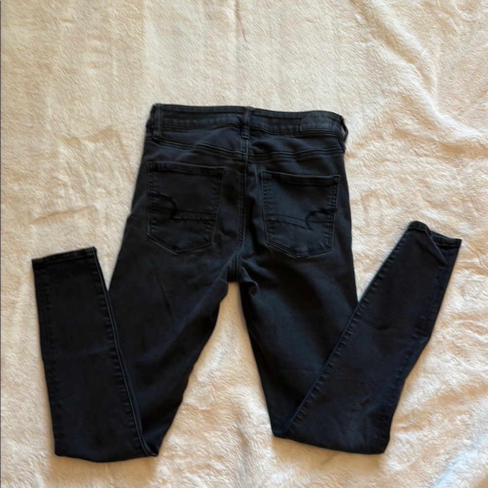 American Eagle Outfitters Black Skinny Jeans next level stretch. - Picture 2 of 5